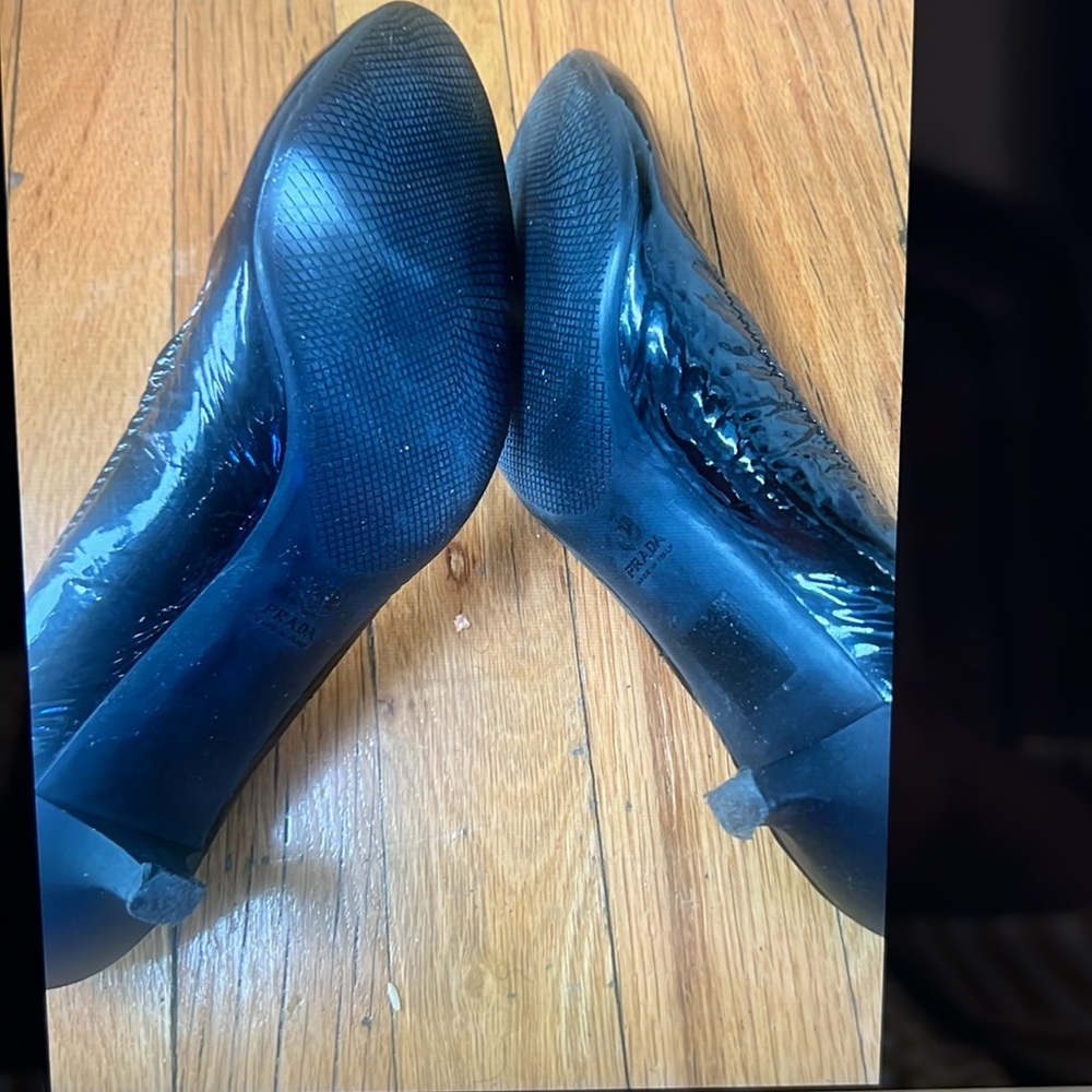 Prada Black Patent Leather Kitten Heels shoes Size 8.5 - Picture 6 of 6